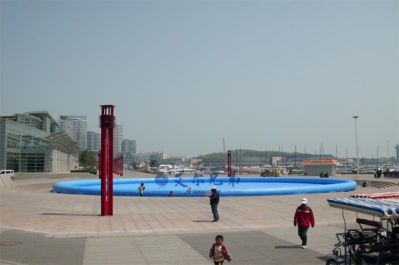 大型充氣游泳池 大型充氣游泳池